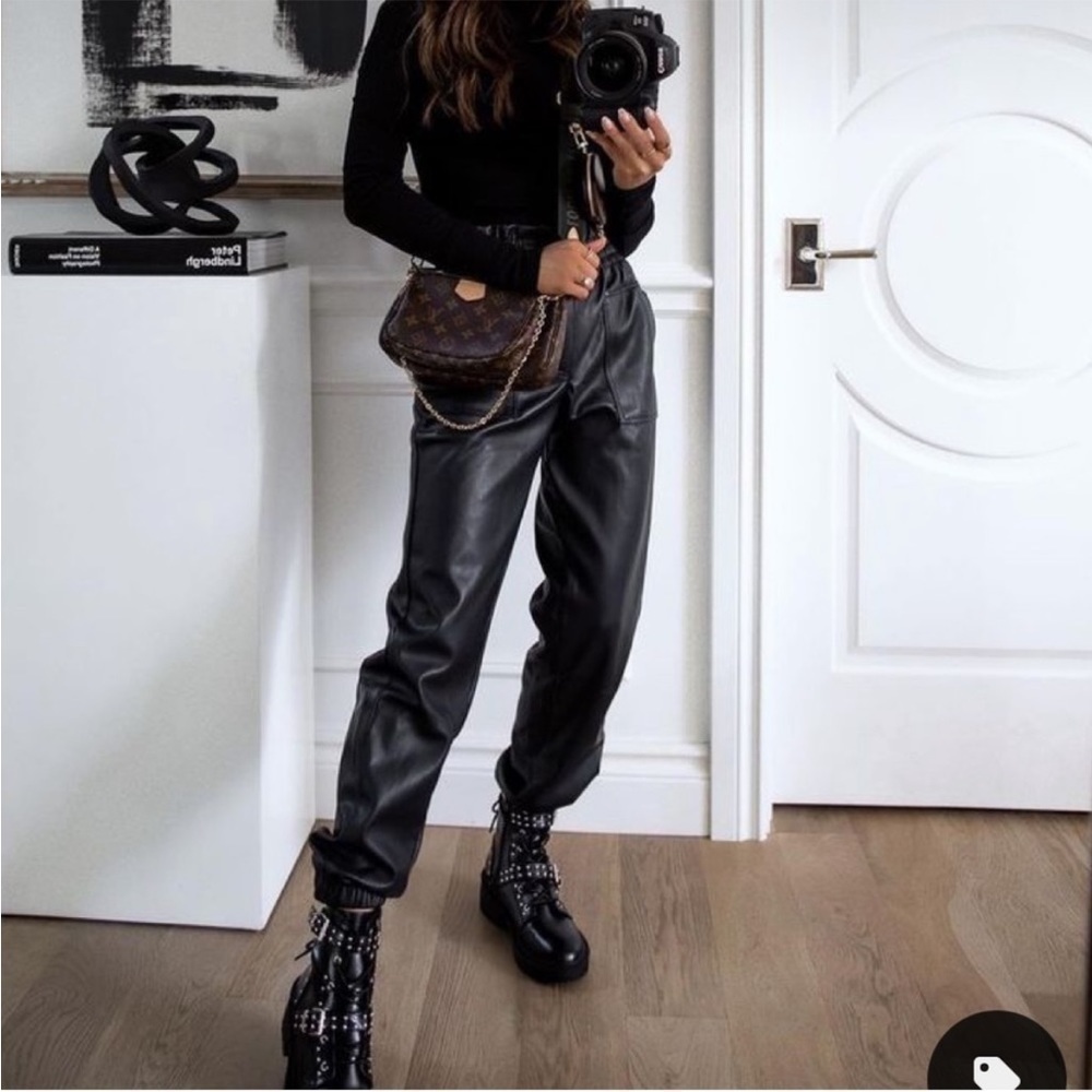 Leather pants - Picture 2 of 4